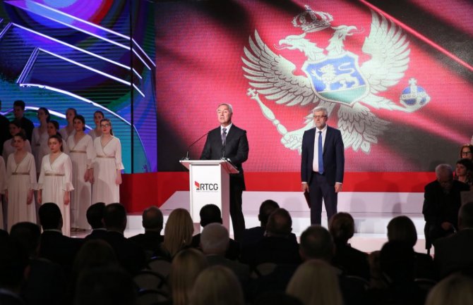 Đukanović: Za demokratski napredak i slobodu jednako odgovorni i mediji i državni organi