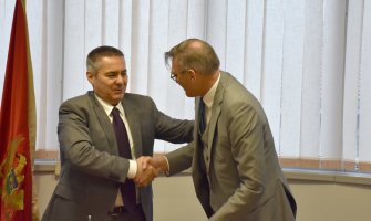 Snažno partnerstvo: Njemačka Upravi policije uručila donaciju vrijednu 750.000 eura(FOTO)