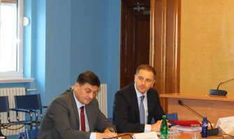 Rekordan budžet za obrazovanje: Povećanje plata, obnova infrastrukture