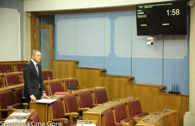 Šehović: Cilj oslobađanje dodatnih troškova za magistarski rad i produžetak roka za upis na specijalističke studije