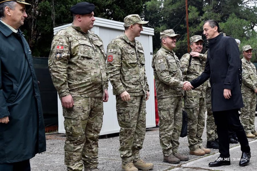 7890181925744913127849885077096319663734784n