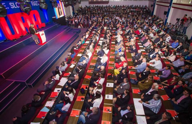 URA: Oni koji kontinuirano krše ljudska prava i dalje su na funkcijama moći, CG nije slobodno društvo   