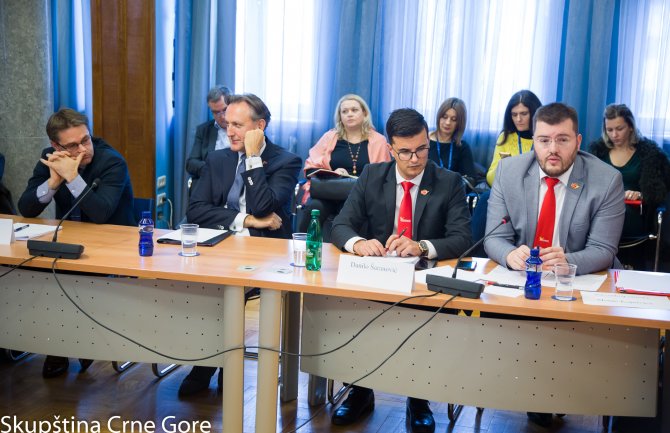 Demokrate napustile sjednicu Odbora za reformu izbornog zakonodavstva 