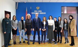 Praksa za srednjoškolce u Ministarstvu odbrane i Vojsci Crne Gore