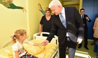 Umjesto Novogodišnjeg koktela za funkcionere, donacija Dječjoj bolnici