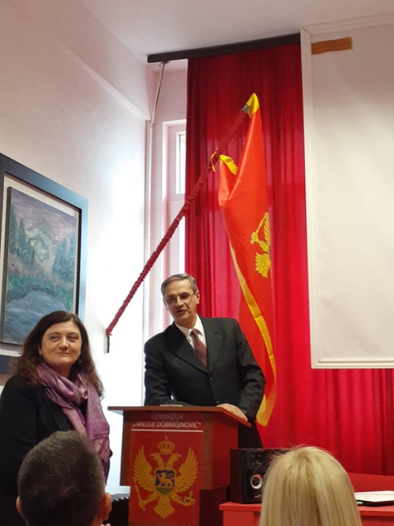 794196828158487055318376720101737664872448n