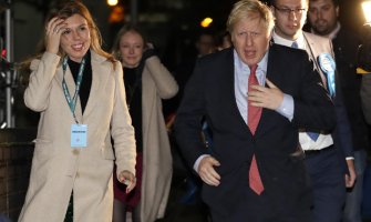 Boris Džonson osvojio apsolutnu većinu u parlamentu