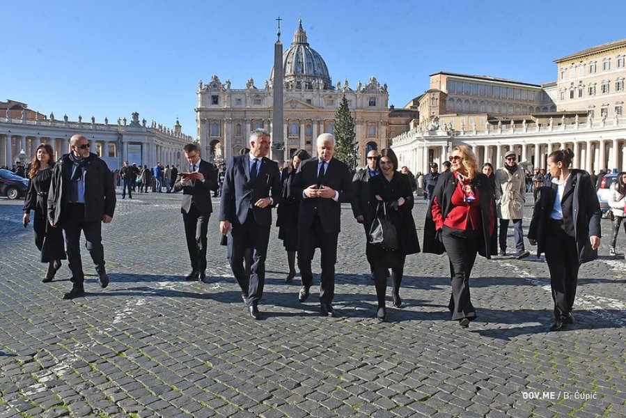 49216995398493931b39cc