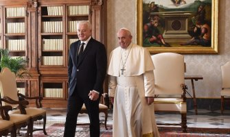 Marković: Papa mi je kazao da prepoznaje doprinos Crne Gore