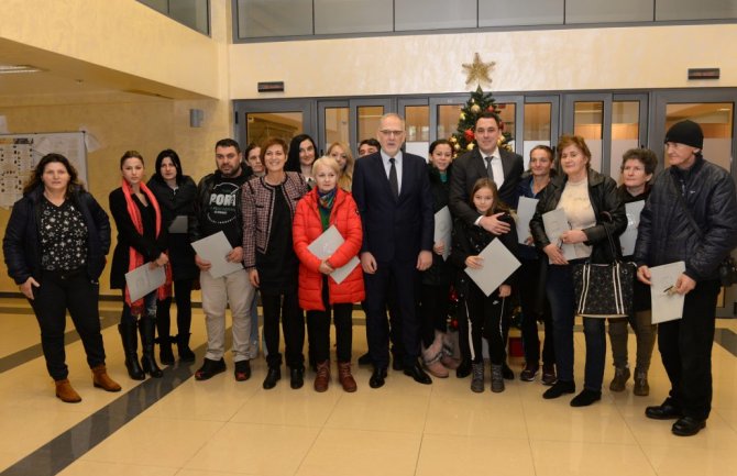 Glavni grad riješio stambeno pitanje za 15 porodica u stanju socijalne potrebe