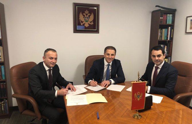 U Njujorku potpisan Memorandum: Gradiće sportsku školsku salu OŠ “Mrkojevići”  u Baru