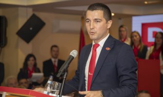 Bečić: Povući zakon o slobodi vjeroispovijesti