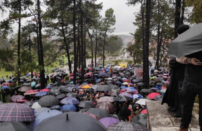 Mošti Svetoga Vasilija Ostroškog ostaju večeras u Nikšiću