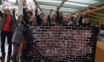 Marš protiv krzna održan u PG: Praksa ubijanja životinja da postane prošlost