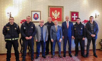 Nagrade za četiri cetinjska policajca; Rasvijetljeno 93% ukupno počinjenih krivičnih djela