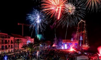 Novu godinu na crnogorskim trgovima dočekalo preko 60 hiljada posjetilaca