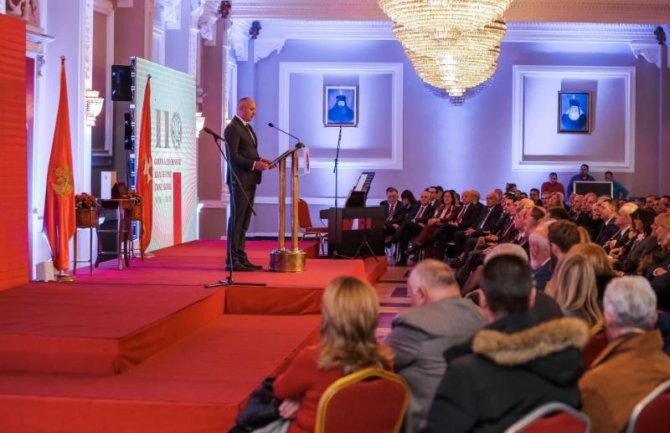 Kašćelan: Cetinje simbol državotvornosti, antifašizma, jednakosti, tolerancije i suživota