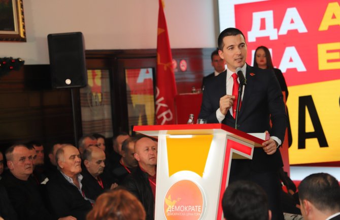 Bečić: Ekonomske mjere crnogorske Vlade, daleko iza mjera zemalja regiona