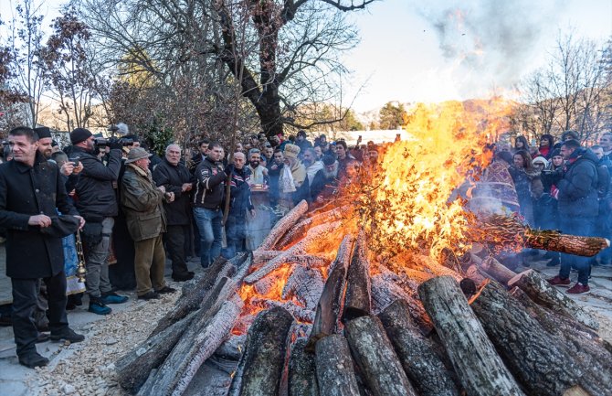 Vladika Metodija: Progovorili su kroz nas naši preci a okupili su nas svetitelji