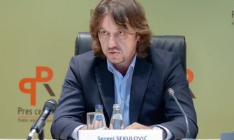 Sekulović: Odlaganje penzije bio bi rizičan presedan