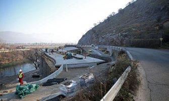 Saobraćaj preko vijadukta prema Rogamima biće uspostavljen u narednih mjesec
