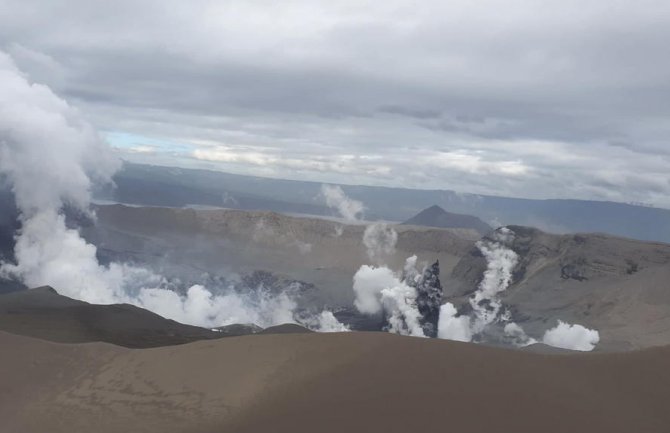 Više od 162 hiljade ljudi evakuisano zbog erupcije vulkana na Filipinima