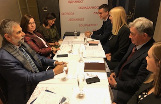 Jonica: Zavađena Crna Gora nikome ne može donijeti dobro