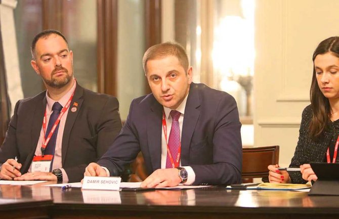 Šehović: Digitalizacija je preduslov kvalitetnijeg obrazovanja, ali ne smijemo djecu „ostaviti pred ekranom“