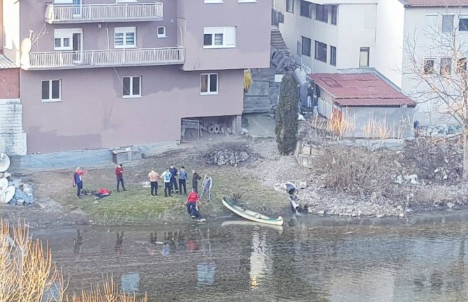 Bijelo Polje: Muškarac izvučen iz Lima