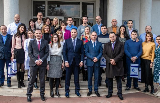 U KCCG-u 27 novih specijalista i supspecijalista: Prioritet ostaje edukacija