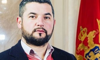 Perišić: Litije vjerski motivisane, neprimjeren poziv pojedinih lidera opozicije