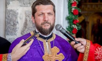 Perović:  U nedelju da se ne organizuju nikakve protestne šetnje, niti nešto što bi podsjećalo na litije