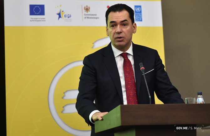 Pažin: Crnogorskom društvu potrebno više razumijevanja i saradnje na temelju univerzalnih vrijednosti