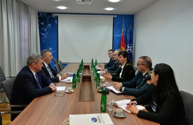 Slovenci će nastaviti sa podrškom Ministarstva odbrane Crne Gore 