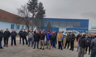Radnici nikšićkog Metalca pozvali nadležne da im pomognu