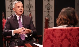 Đukanović: Srbi imaju svoju crkvu, moramo to omogućiti i Crnogorcima, članovi DPS-a da ne idu na antidržavne litije