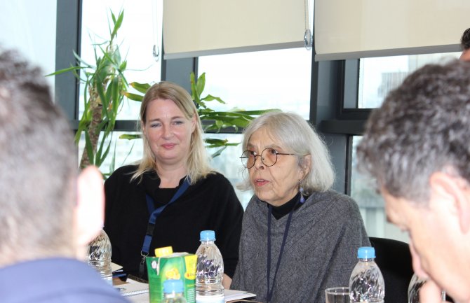 Identifikovani nedostaci u trenutnom obrazovnom sistemu za novinare