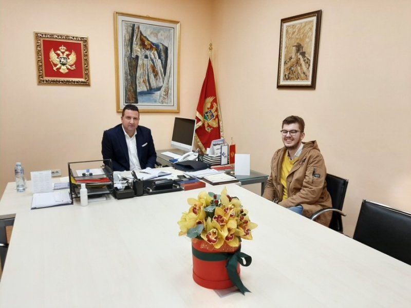 DirektorKCCGdrJevtoErakoviistudentpetegodineMedicinskogfakultetaUniverzitetauBeograduMadgaljuro