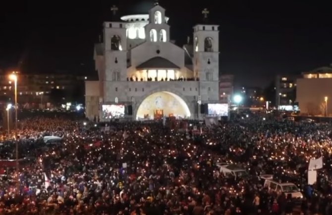 Beogradski sindikat posvetio pjesmu “braći i sestrama u Crnoj Gori”: Sviće zora(VIDEO)