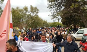 U više crnogorskih gradova molebani i litije