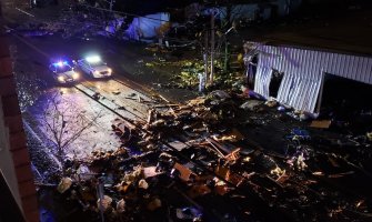 Snažan tornado razorio Nešvil: Dvije osobe stradale, 40 objekata srušeno (FOTO, VIDEO)