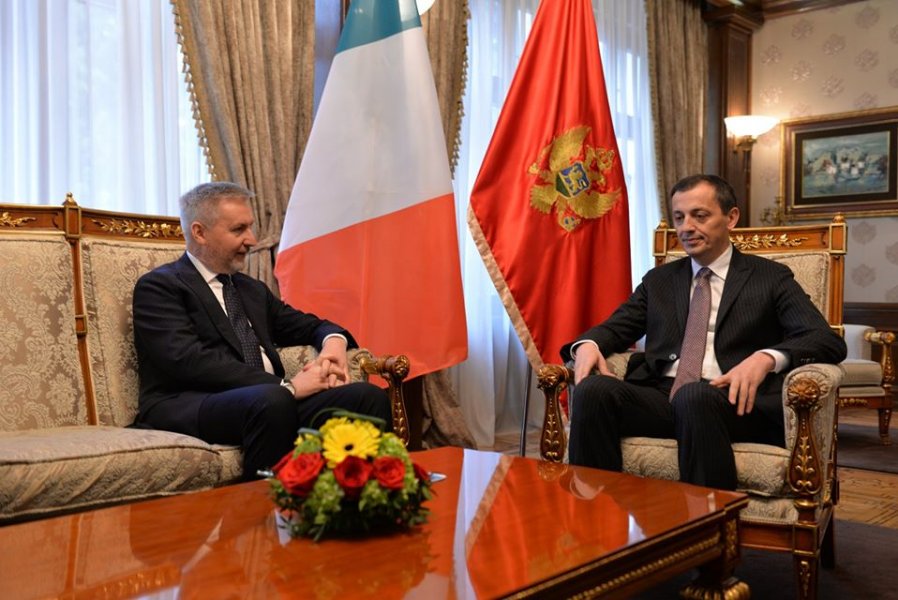 8907454326549599580714566109827498114023424o