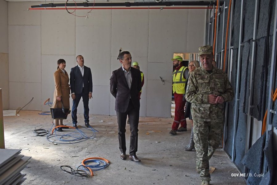 8901819226558350413172818537829560593416192o