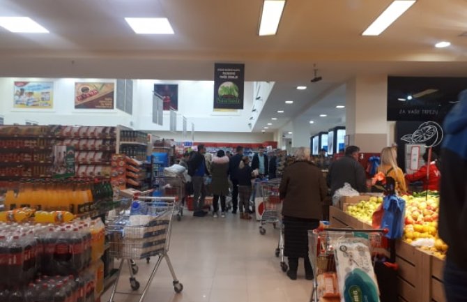 Prodaja brašna i ulja povećana za 50 odsto