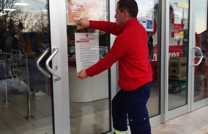 Opština Tivat podijelila 250 postera o koronavirusu