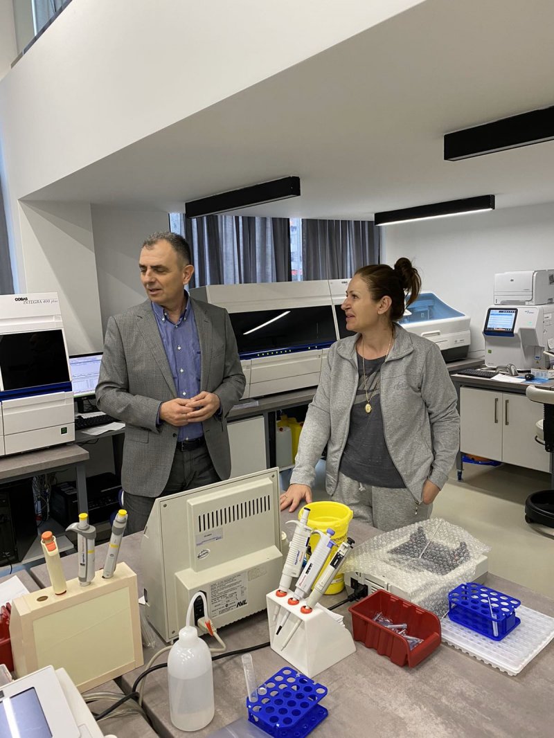 IMGeb4e93140b25458a4b4fb401044f84d1V