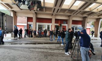 Ne isključuje se mogućnost zatvaranja granica