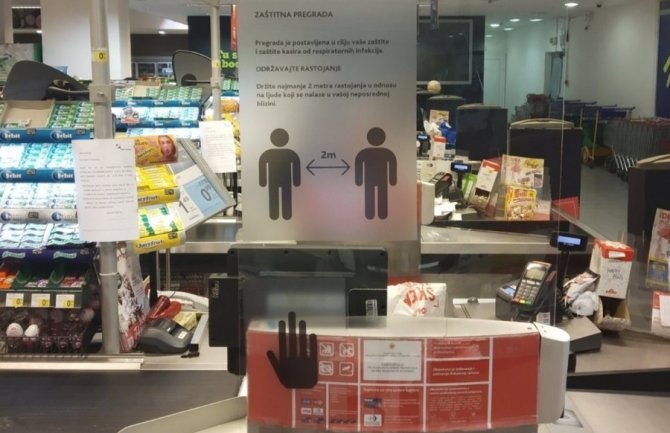 IDEA kao dodatnu mjeru zastite postavlja pleksiglas pregrade