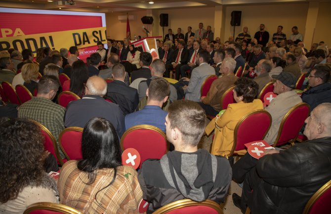 Demokrate apeluju: Trgovci da ne povećavaju cijene