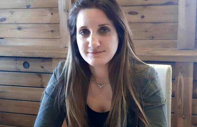 Radinović Batrićeviću: Za državu ne brinite, nećemo je uprtiti na leđa i odnijeti za Beograd ili Moskvu